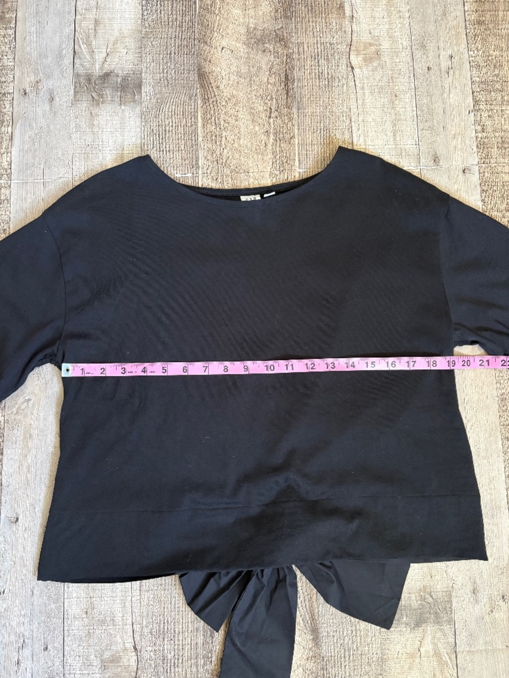 Gap T Shirts Bundle Two Black White Bow Back NWOT SZ XS - Picture 11 of 11